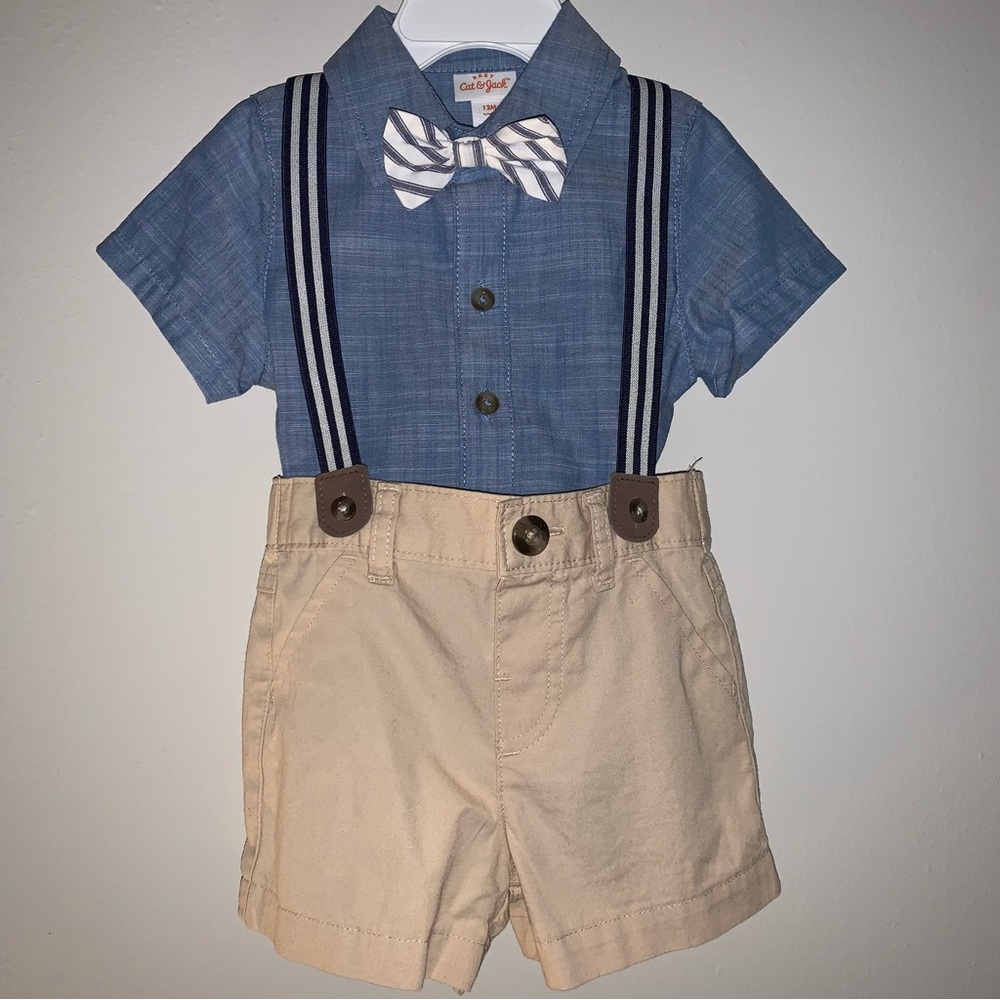 Cat & Jack Baby Boys Three Piece Bow Tie Shorts Suit
Size 12 Months